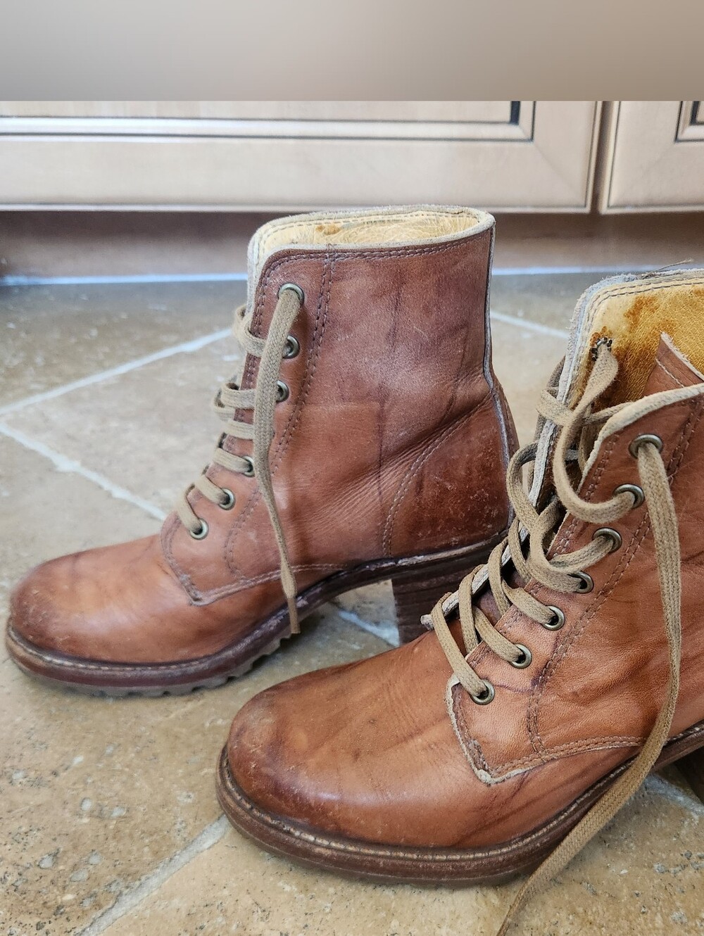 Frye Boots Women's Size 6, Lace Up Camel Brown Leather